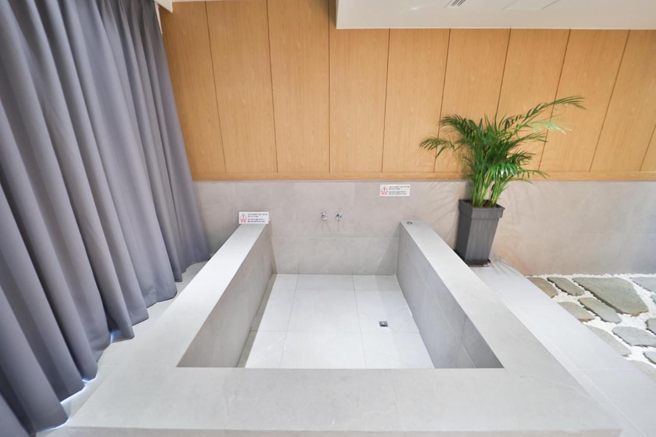 Custom Hotel 蔚山 外观 照片